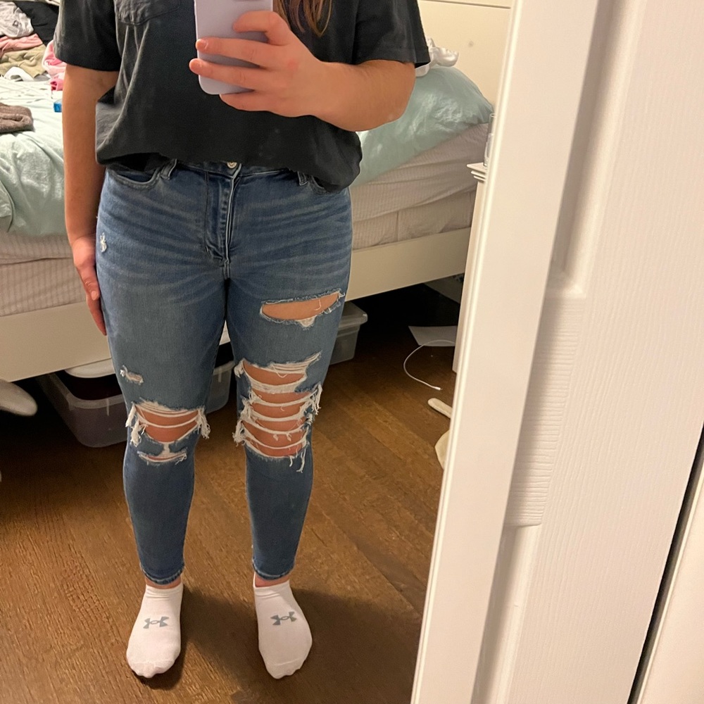 American Eagle Ripped Jeans